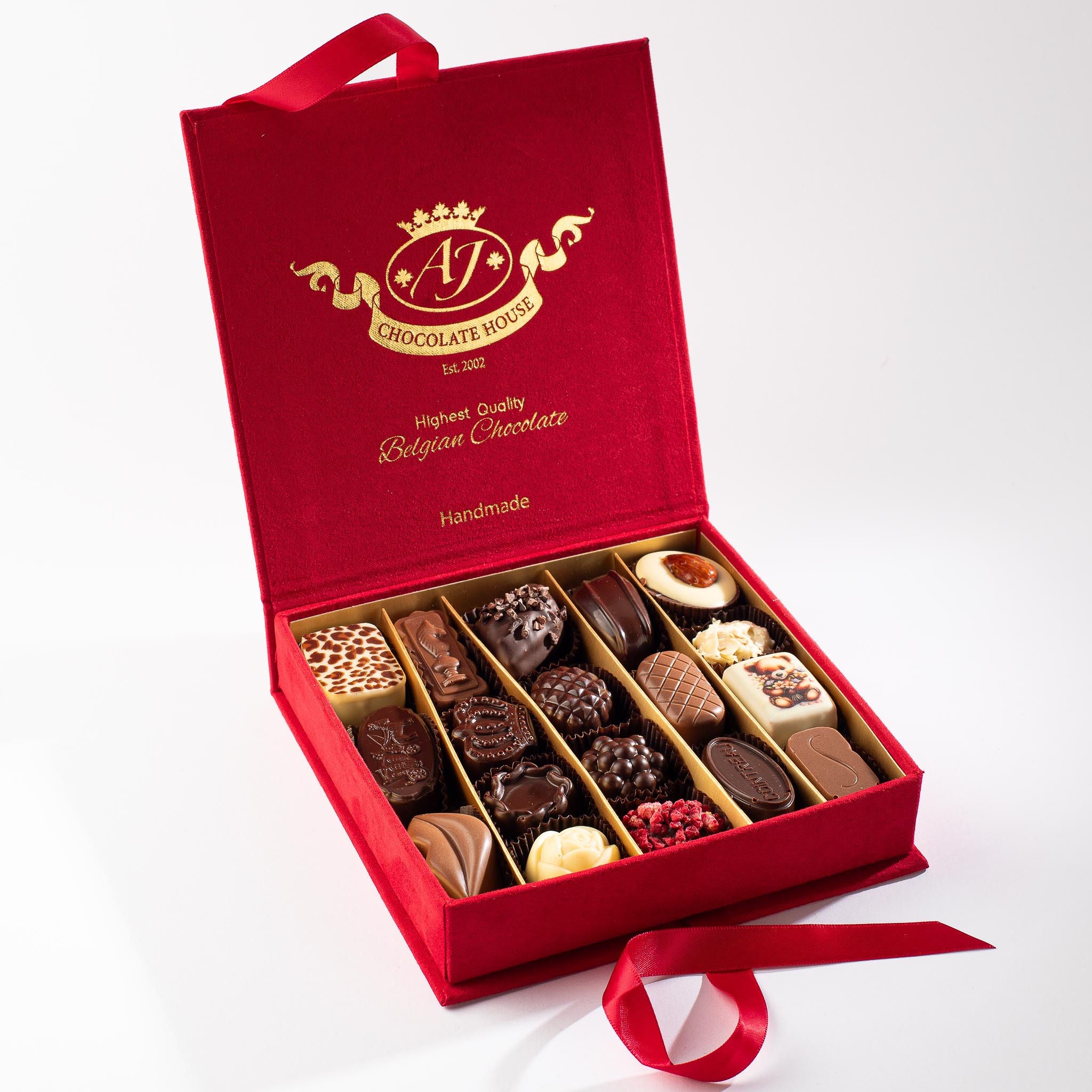 LUXURY VELVET GIFT BOXES