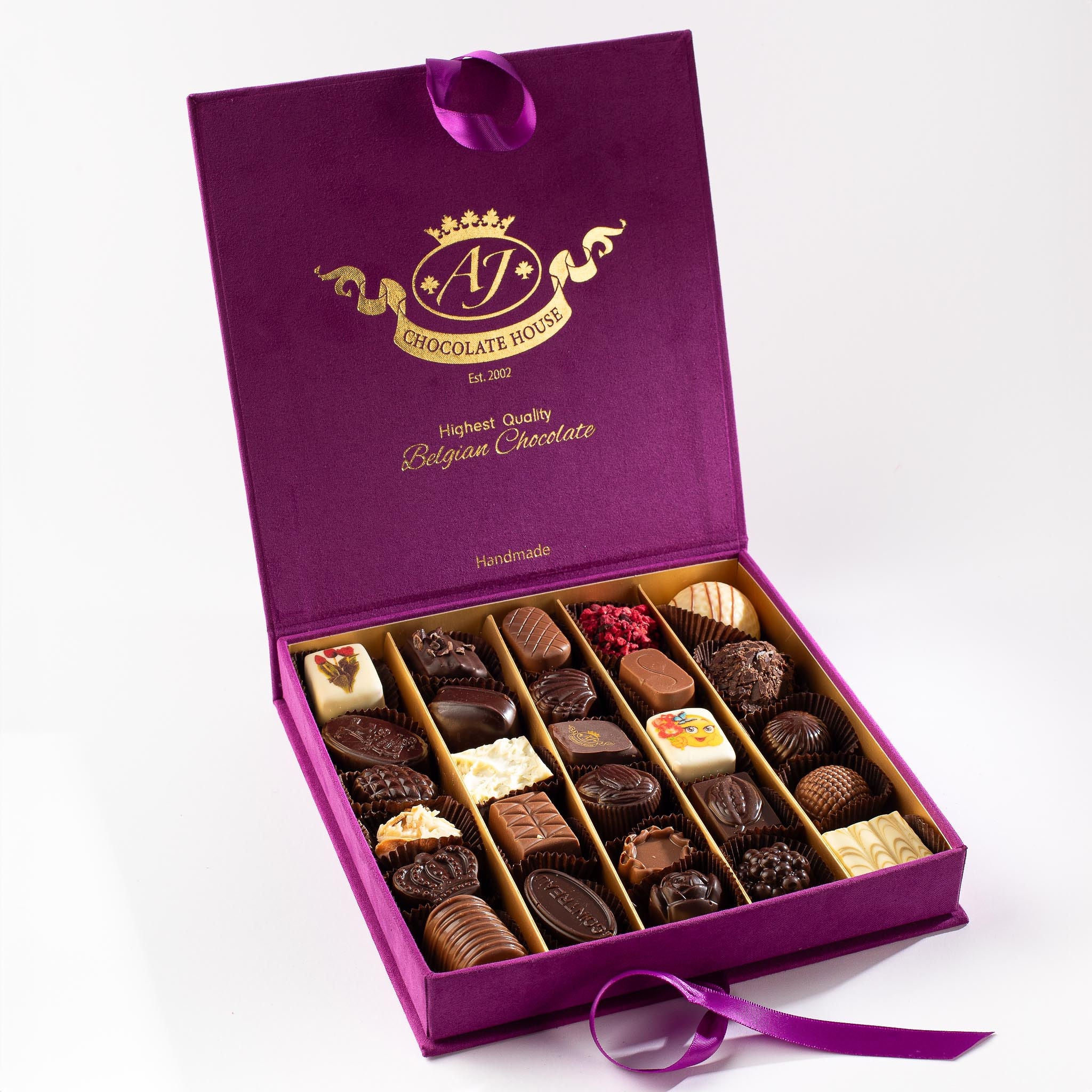 LUXURY VELVET GIFT BOXES